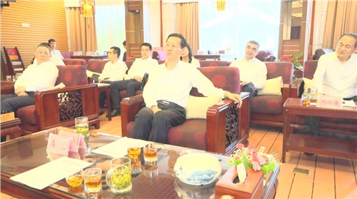 中華全國(guó)供銷合作總社黨組書記、理事會(huì)副主任韓立平調(diào)研我司