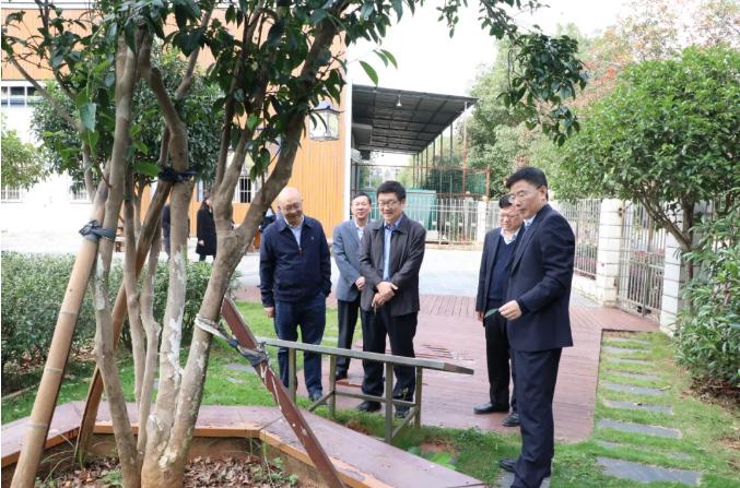 省供銷合作總社黨組書記、理事會主任劉湘凌調(diào)研我司